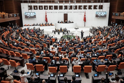 Tezkere Meclis'ten geçti! Askerin görev süresi uzatıldı...