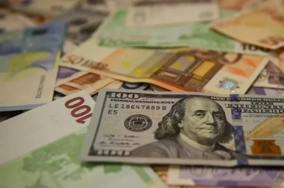 Euro zirve tazeledi! Dolar ve Euro ne kadar oldu?