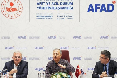 Bakan Yerlikaya'dan AFAD'la değerlendirme toplantısı