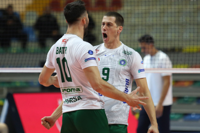 Bursa Büyükşehir Belediyespor Kuşgöz Vinç İzmir Akkuş Belediyespor karşısında