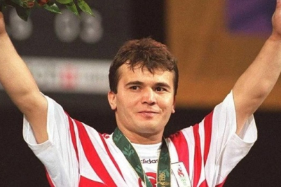 Dünya sporunun unutulmaz ismi: Naim Süleymanoğlu