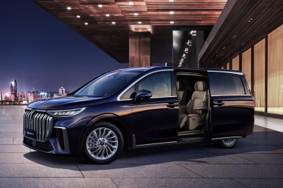 7 milyon TL'lik lüks elektrikli MPV Türkiye'de