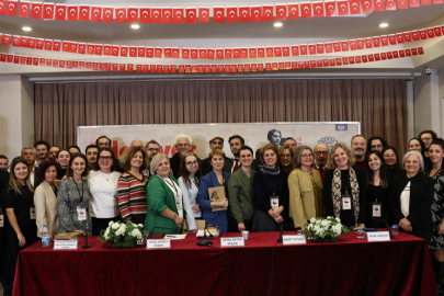 Bursa Nilüfer'de 'Edebiyat Savaşta Sempozyumu' sona erdi