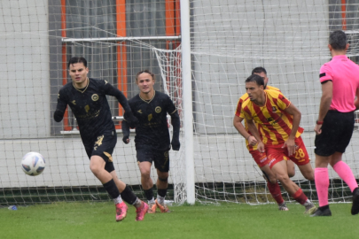 Nilüfer Belediye FSK rakibini 4 golle mağlup etti