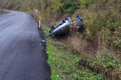 Otomobil takla attı: Sürücü ölümden döndü