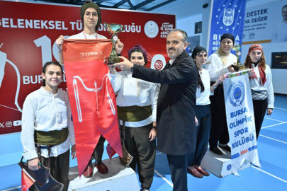 Bursa'da okçular hedefi 12'den vurdu