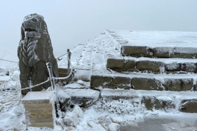 Nemrut Dağı'nda kartpostallık görüntüler