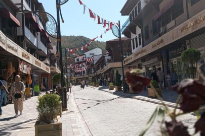 Afyonkarahisar'daki tarihi Uzun Çarşı yarın açılacak