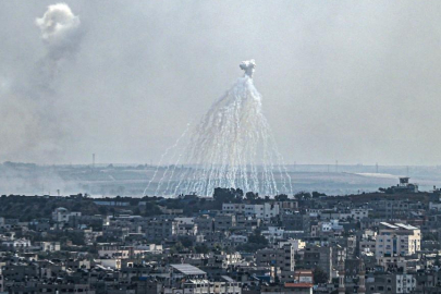 Anthony Dworkin: Kanıtlar İsrail'in savaş suçu işlediğini ortaya koyuyor