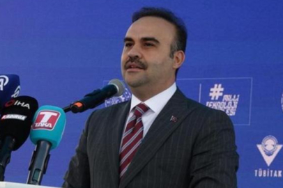 Bakan Kacır: Küllerimizden yeniden doğduk