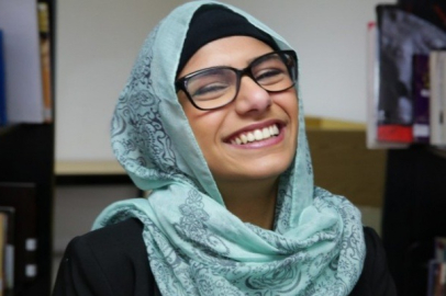 Eski yetişkin film yıldızı Mia Khalifa'yı seçince gündem yarattı