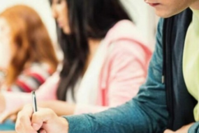 YÖK Başkanı Özvar duyurdu! Burslar artıyor