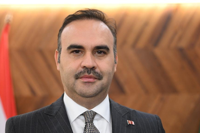 Bakan Kacır: Türkiye ile Macaristan'ın ticaret hacmi hedefi 6 milyar dolar