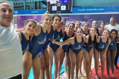 İzmirli kızlar tarih yazdı