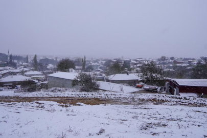 Trakya'nın yüksek kesimlerinde kar yağışı başladı