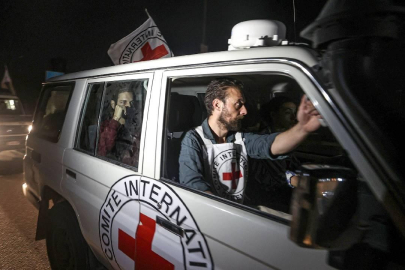 İsrail, bugün serbest bırakılması beklenen esirlerin listesinin kendilerine ulaştığını bildirdi