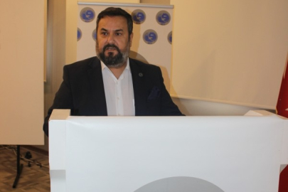 Balkantürk Eğitim Vakfı'nda İlhan Uslu güven tazeledi