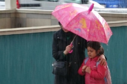 Bursa'da yarın okullar tatil mi? 29 Kasım Çarşamba günü okul var mı? Bursa'da gözler valiliğin açıklamasında...