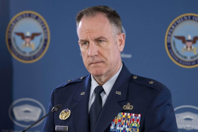 Pentagon: Aden Körfezi'nde bir gemiyi ele geçirmeye çalışanlar Husiler değil, Somalililer