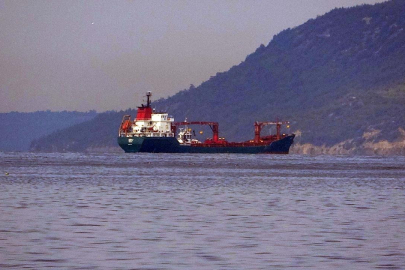 Çanakkale Boğazı yeniden trafiğe açıldı