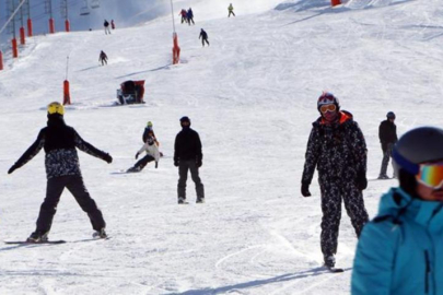 Erzurum'da kayak sezonu açıldı