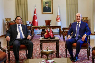 Meclis Başkanı Kurtulmuş Vietnam Başbakanı Chinh ile görüştü