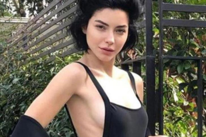 Merve Boluğur mini şortuyla pozuyla gündem oldu!