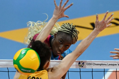 VakıfBank evinde yara aldı