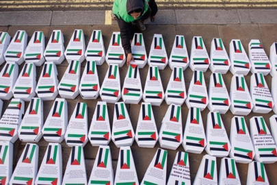 İngiltere'de tabutlu Gazze protestosu!