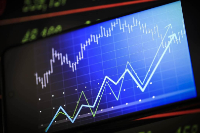 Yurt dışında yerleşiklerden "en güçlü" hisse senedi alımı