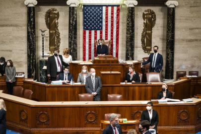 ABD Temsilciler Meclisi, İran'a ait 6 milyar dolara erişimi engelleyecek tasarıyı kabul etti