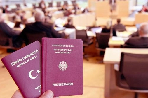 Almanya vatandaşlık şartlarını kolaylaştırıyor