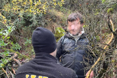 Bursa'da ormanda kaybolan adamı JAK timleri buldu