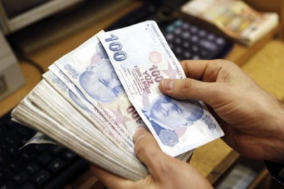 Emeklilerin gözü zamda! Peki en düşük emekli maaşı kök maaşa eşitlenir mi? Ne kadar zam yapılacak?