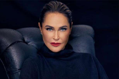 Hülya Avşar spor yaparken paylaştı!