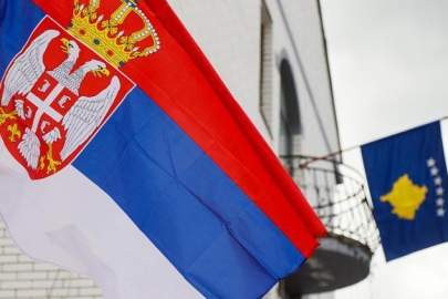 Kosova kararını duyurdu Sırp plakalı araçlara tanınan süre 15 Aralık’a erteledi