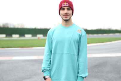 Sofuoğlu yeni motosikletiyle sezona iyi başlamak istiyor