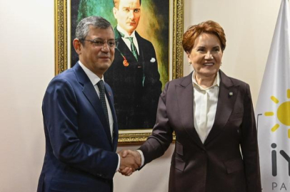 Ümit Özdağ'dan beklenmedik MHP çıkışı! Gözler Bahçeli'ye çevrildi: Akşener'e ittifak çağrısı...
