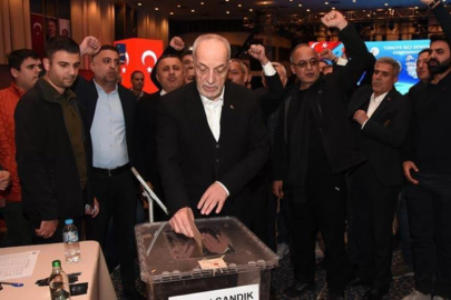 Ergün Atalay yeniden TÜRK-İŞ Genel Başkanlığı'na seçildi