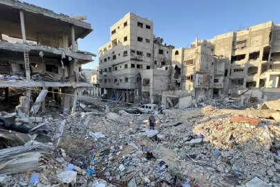 Eski UCM Başsavcısı, İsrail'in Gazze'yi kuşatmasını "soykırım" olarak nitelendirdi