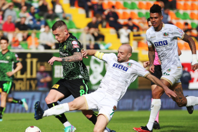 Alanya'da gol düellosunda kazanan çıkmadı