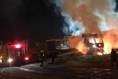 Hatay’da tır yangını