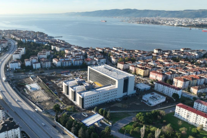 Sismik izolatörlü hastane ve dayanıklı kamu binaları Gölcük'ün deprem direncini artırıyor