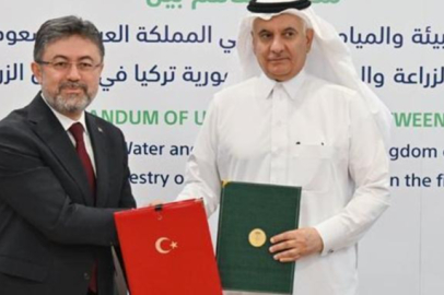 Bakan Yumaklı, S. Arabistanlı mevkidaşı ile görüştü