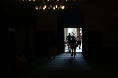 Bursa'da Bariton sesli imamı dinleyenler hayran kalıyor