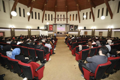Bursa İnegöl'de sosyal girişimcilik eğitimine yoğun ilgi