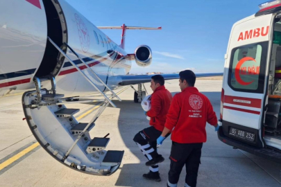 Kalp rahatsızlığı olan bebek, ambulans uçakla Van'dan İstanbul'a sevk edildi