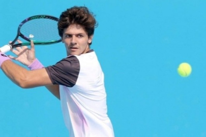 Yankı Erel, Kuveyt'te şampiyon oldu