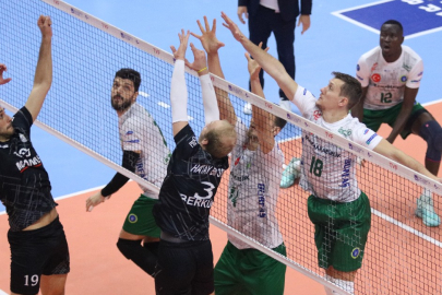 Bursa Büyükşehir Belediyespor Hatay Büyükşehir Belediyespor mağlup etti