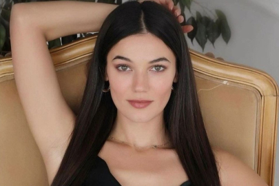 Pınar Deniz son pozlarıyla sosyal medyayı salladı!